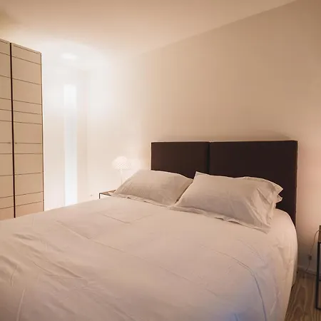 Sleeps 10 Pool Air Con Wifi *