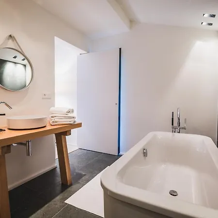 Sleeps 10 Pool Air Con Wifi Villa